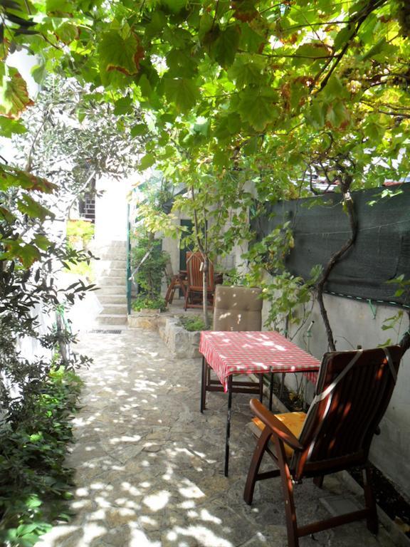 Apartments Villa Dube Split Bagian luar foto