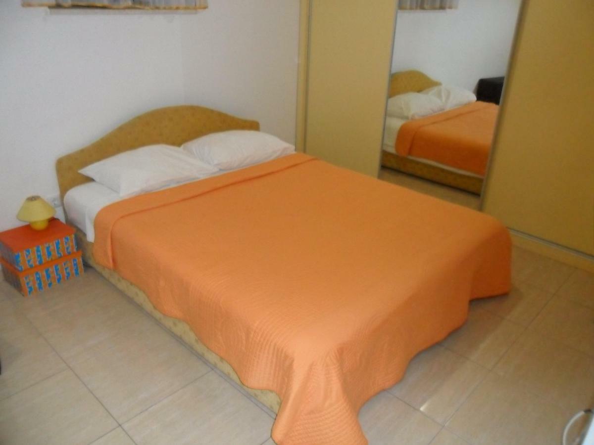 Apartments Villa Dube Split Bagian luar foto